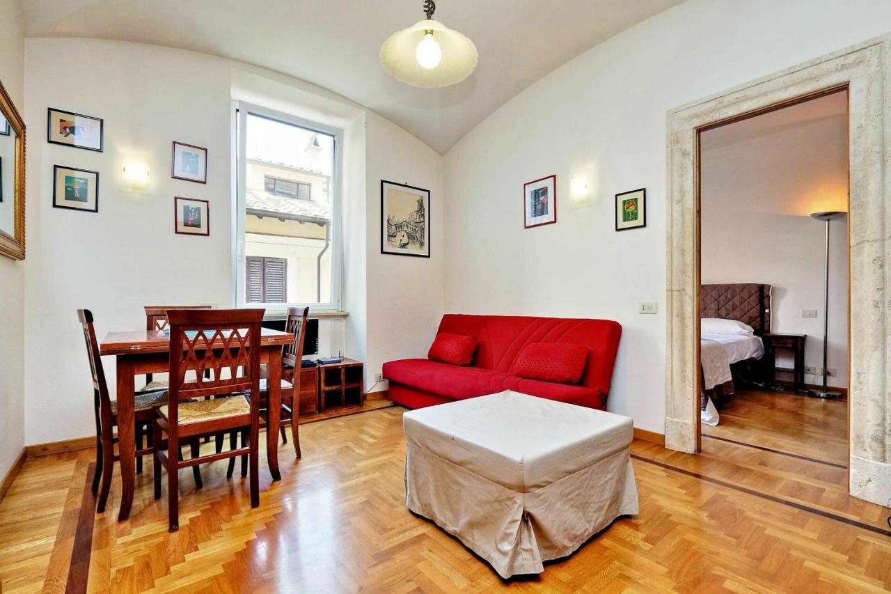 Apartment Borgo Pio Rom